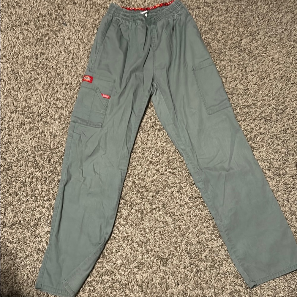 Women’s scrub pants